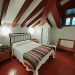 La Casona Del Jou Country house Ortiguero