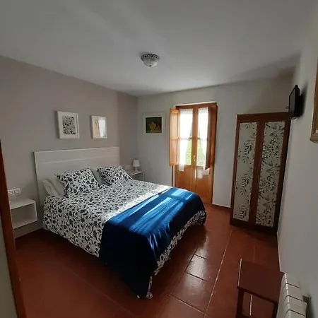 منزل ريفي La Casona Del Jou